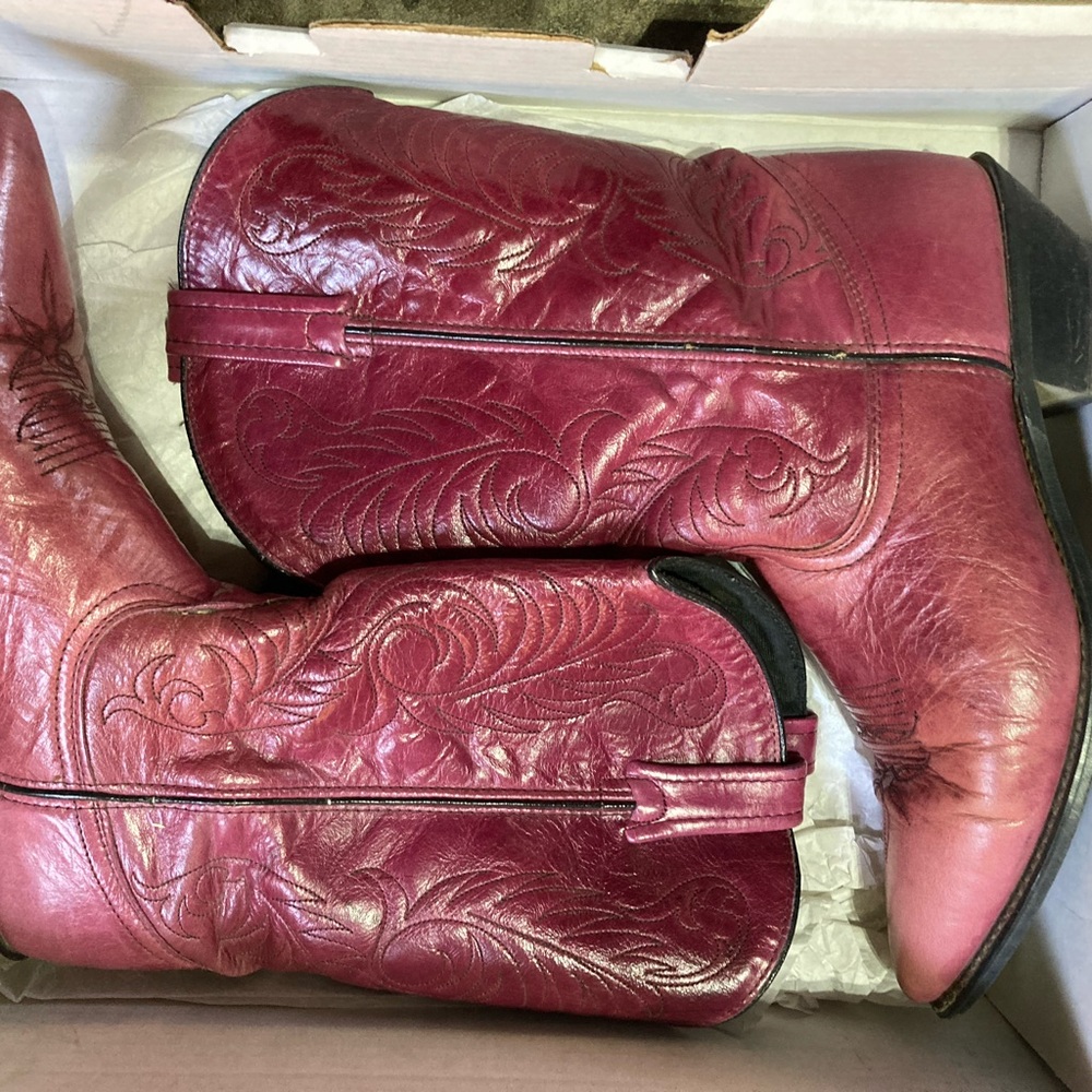 Vintage Western Pink leather boots